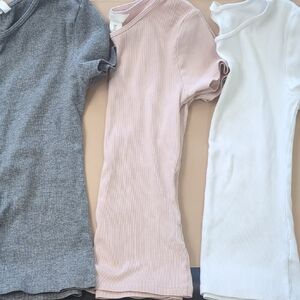 H&M Ribbed Short Sleeve Tops in Gray, Pink & White (3)